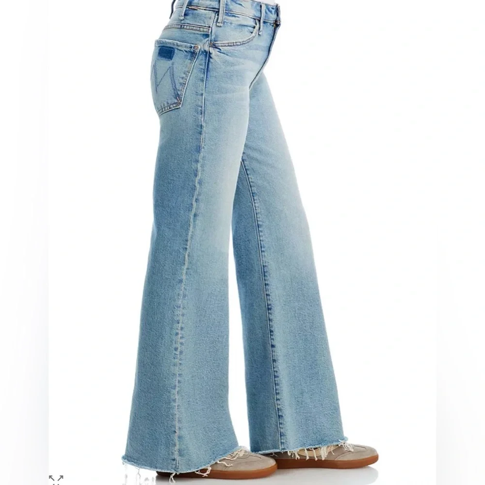 MOTHER The Hustler Roller Frayed Jeans I Confess PETITE Size 25 NWT - Picture 3 of 10